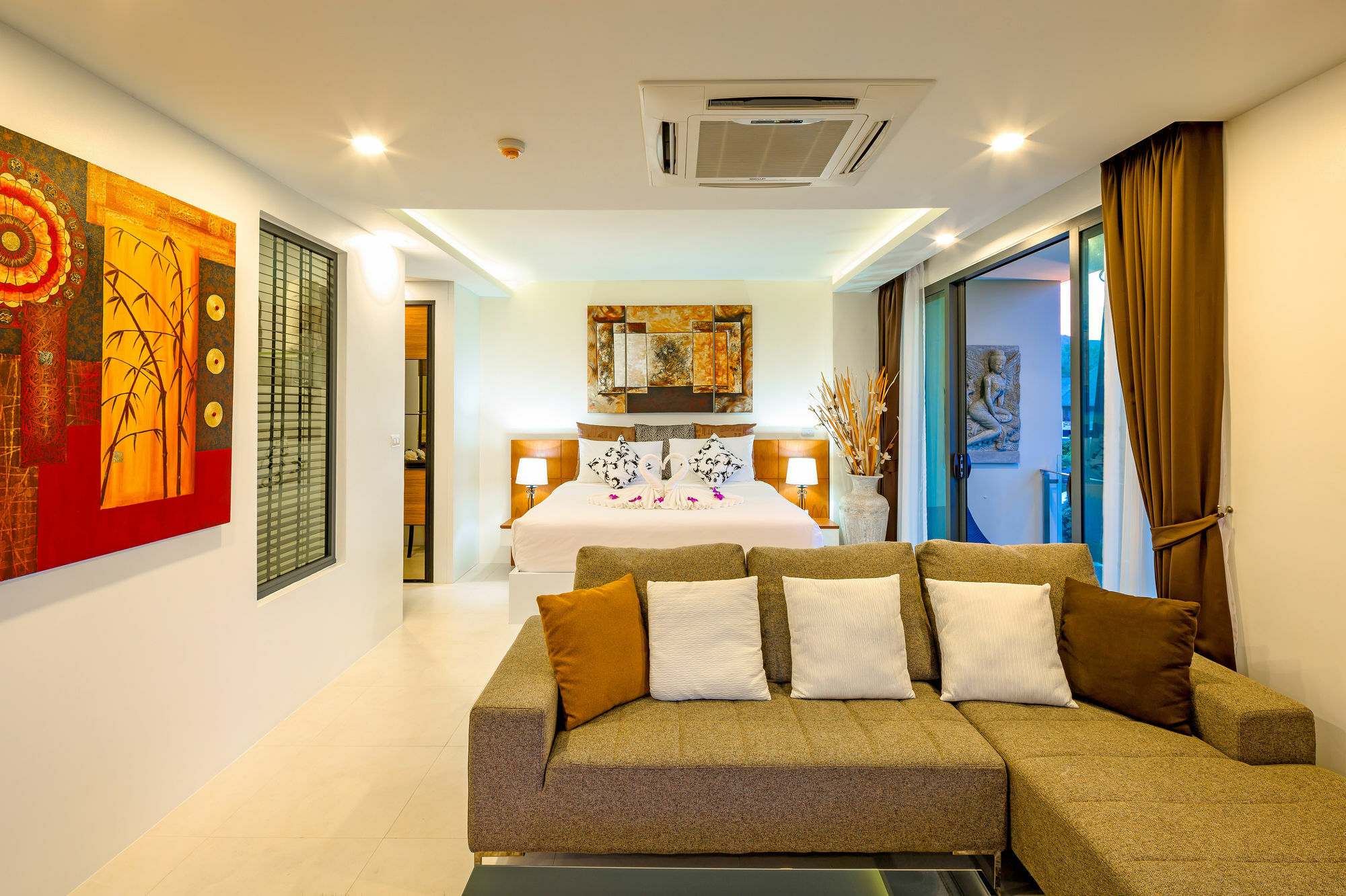 At The Tree Phuket Rawai Exterior foto
